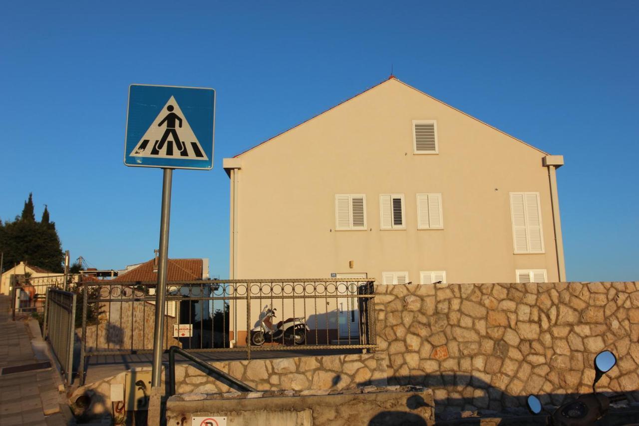 Studio Talir Dubrovnik Bagian luar foto